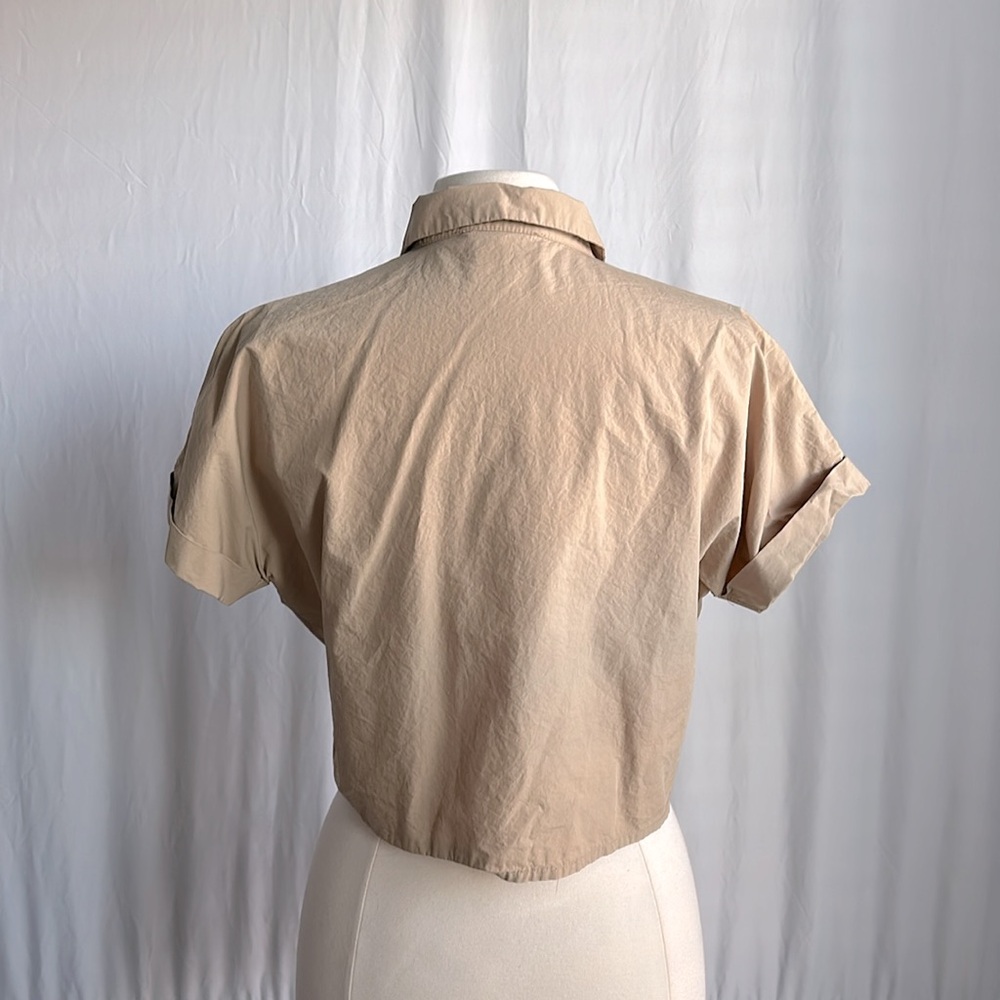Button up cropped blouse - Picture 2 of 2